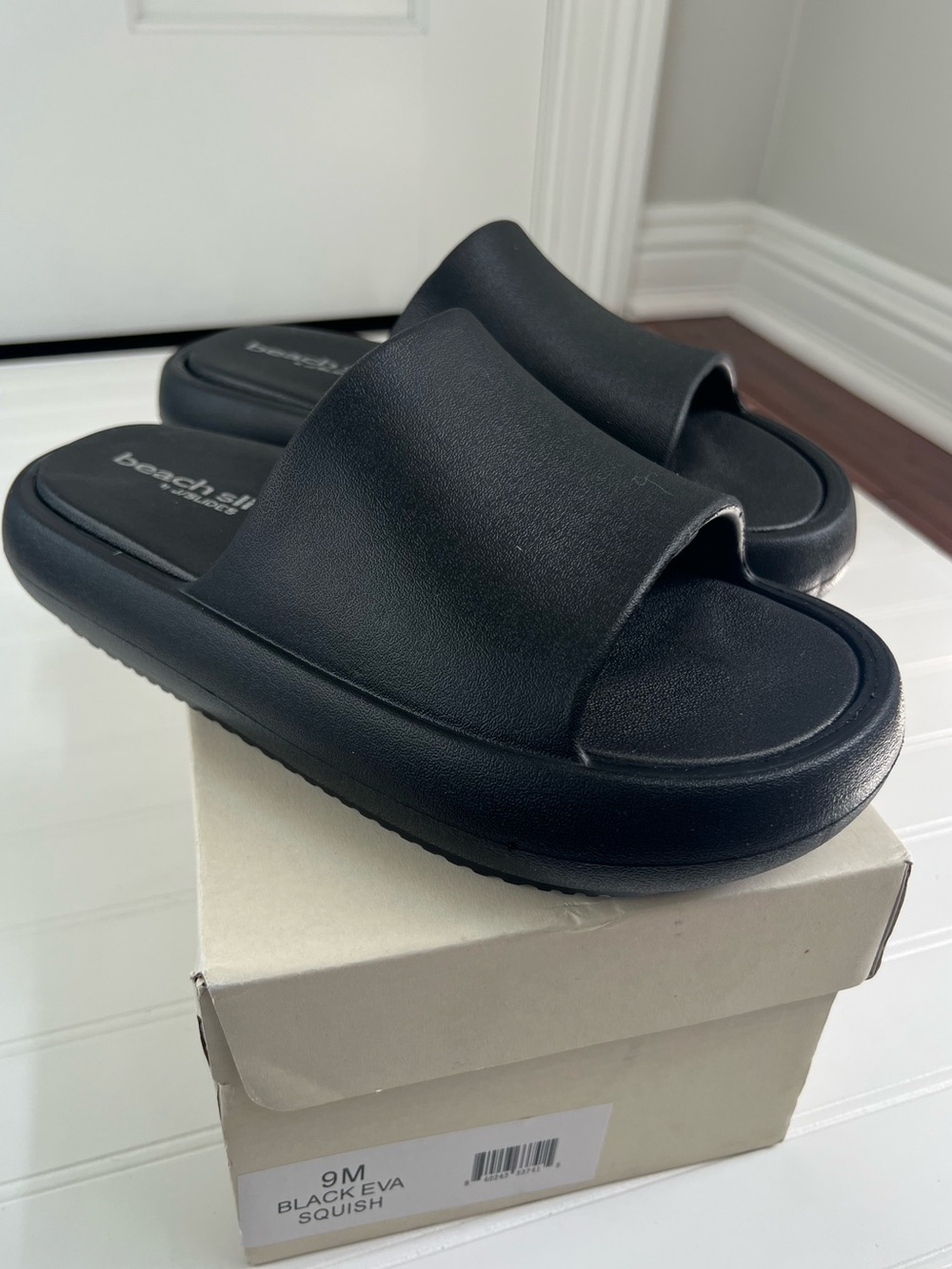 NWT J Slides Beach Slides Black Sandals Women's Size 9